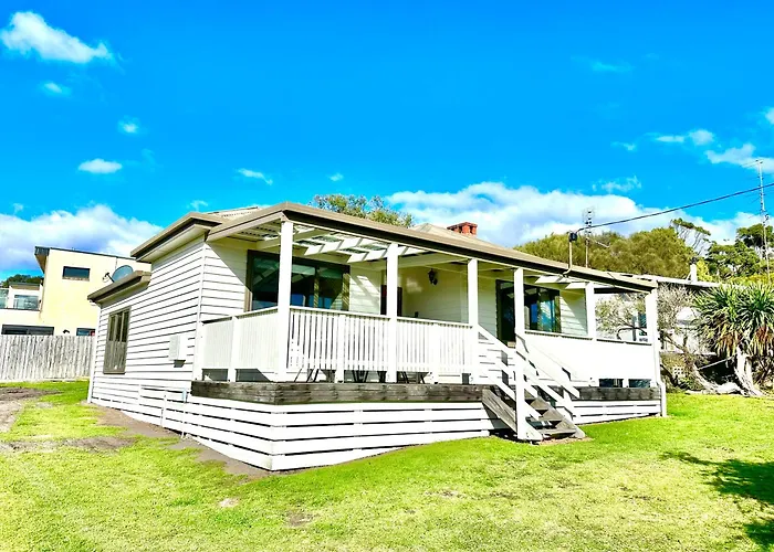 Ocean Road Holiday House